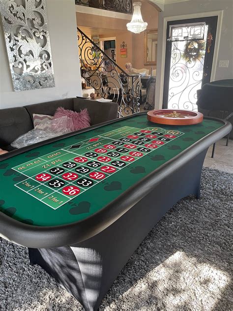 american roulette table/